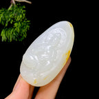和田玉籽料观音（53.2g）