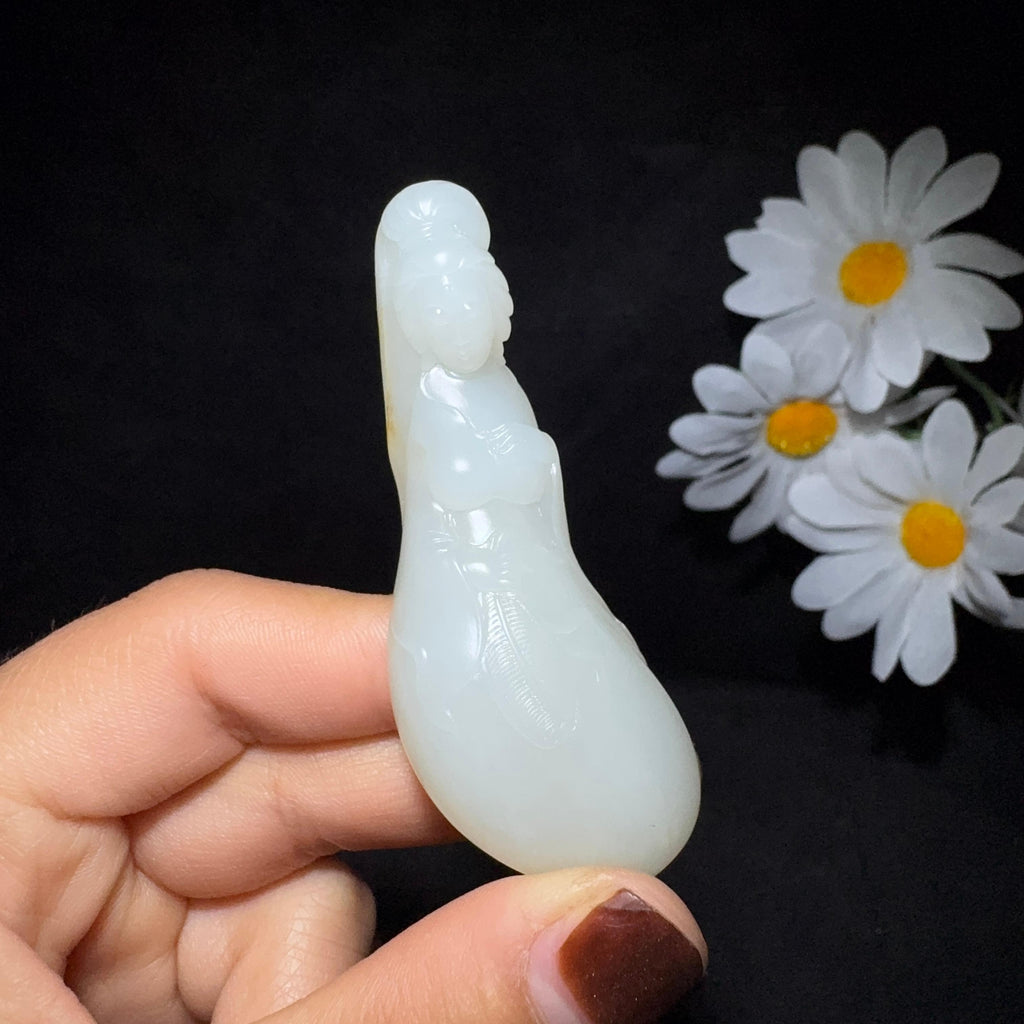 和田玉籽料挂件玉贵人（32.0g）