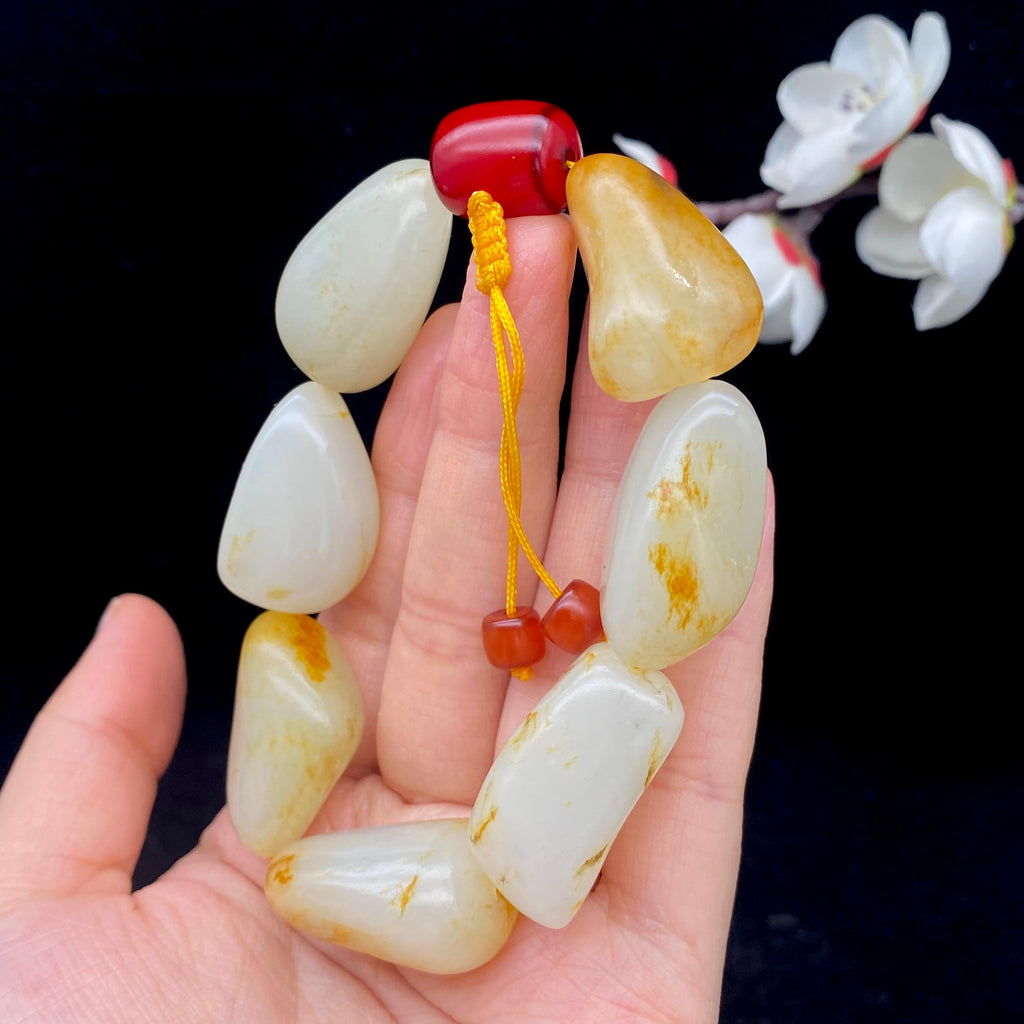 和田玉洒金皮籽料【精品手串】（84.6g）