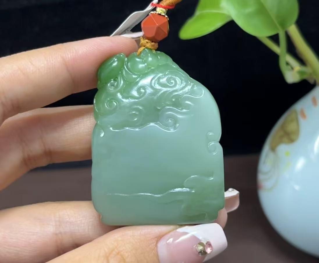 和田玉碧玉双色佛公（44.7g）