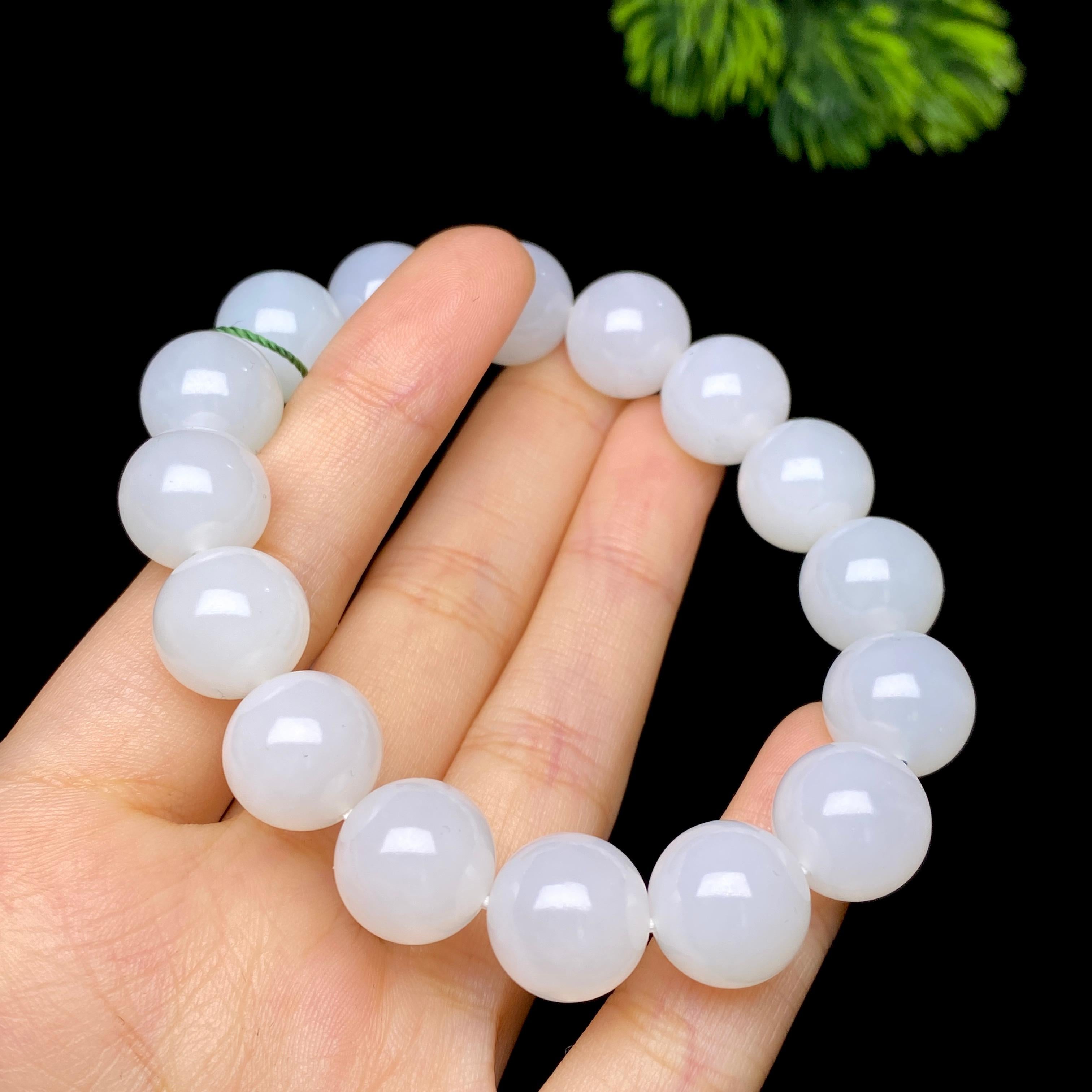 古玉　和田玉　松彫　根付　手彫　重量約22g 和田玉 明清時期 秘藏 古玉彫 和田玉佩 唐物 天然石 稀少珍品