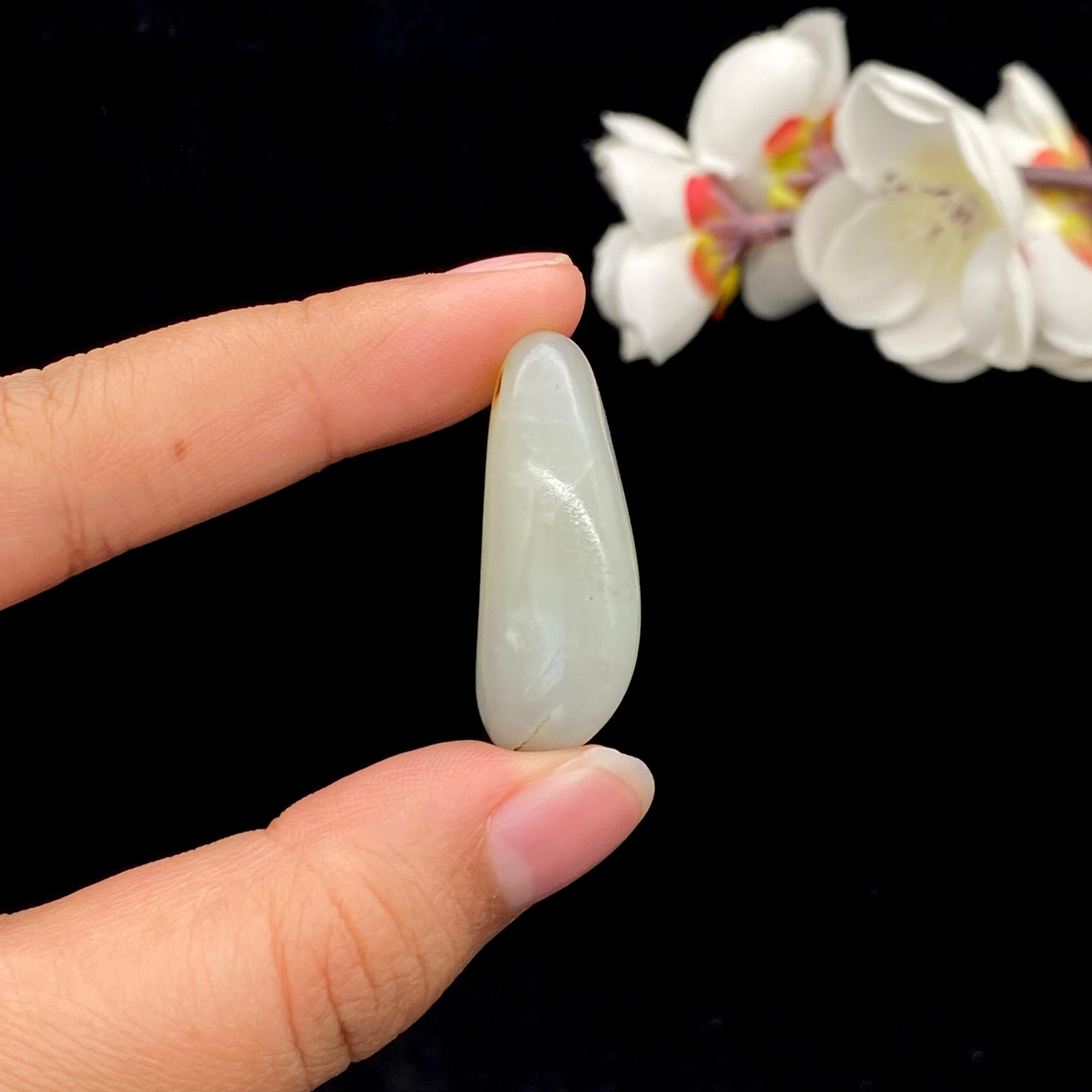 和田玉青花带洒金皮籽料吊坠籽（13.2g）