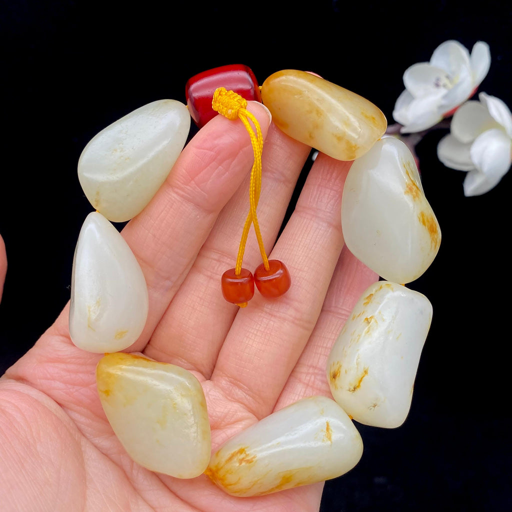 和田玉洒金皮籽料【精品手串】（84.6g）