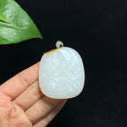 珍藏品和田籽料洒金皮白玉文殊菩萨挂件（51.0g）