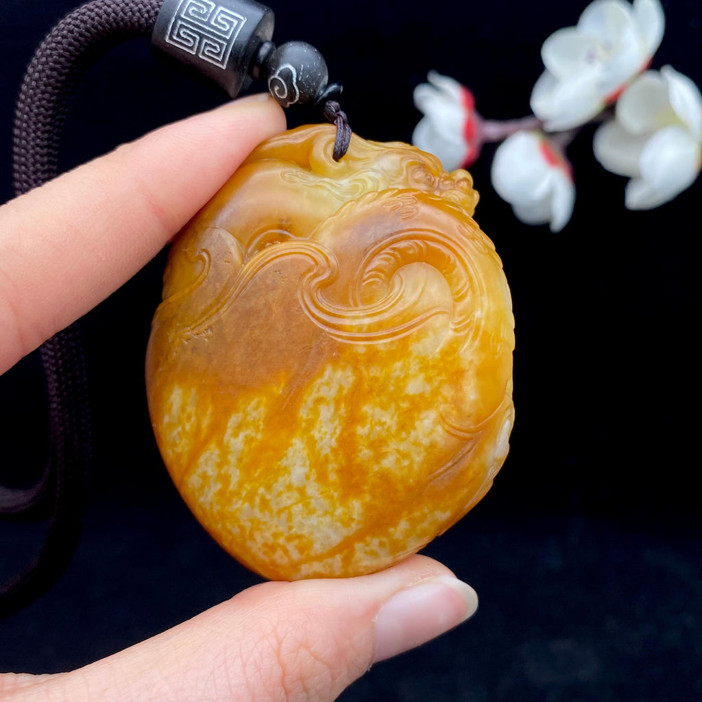 和田玉籽料【龙挂件】（84.9g）