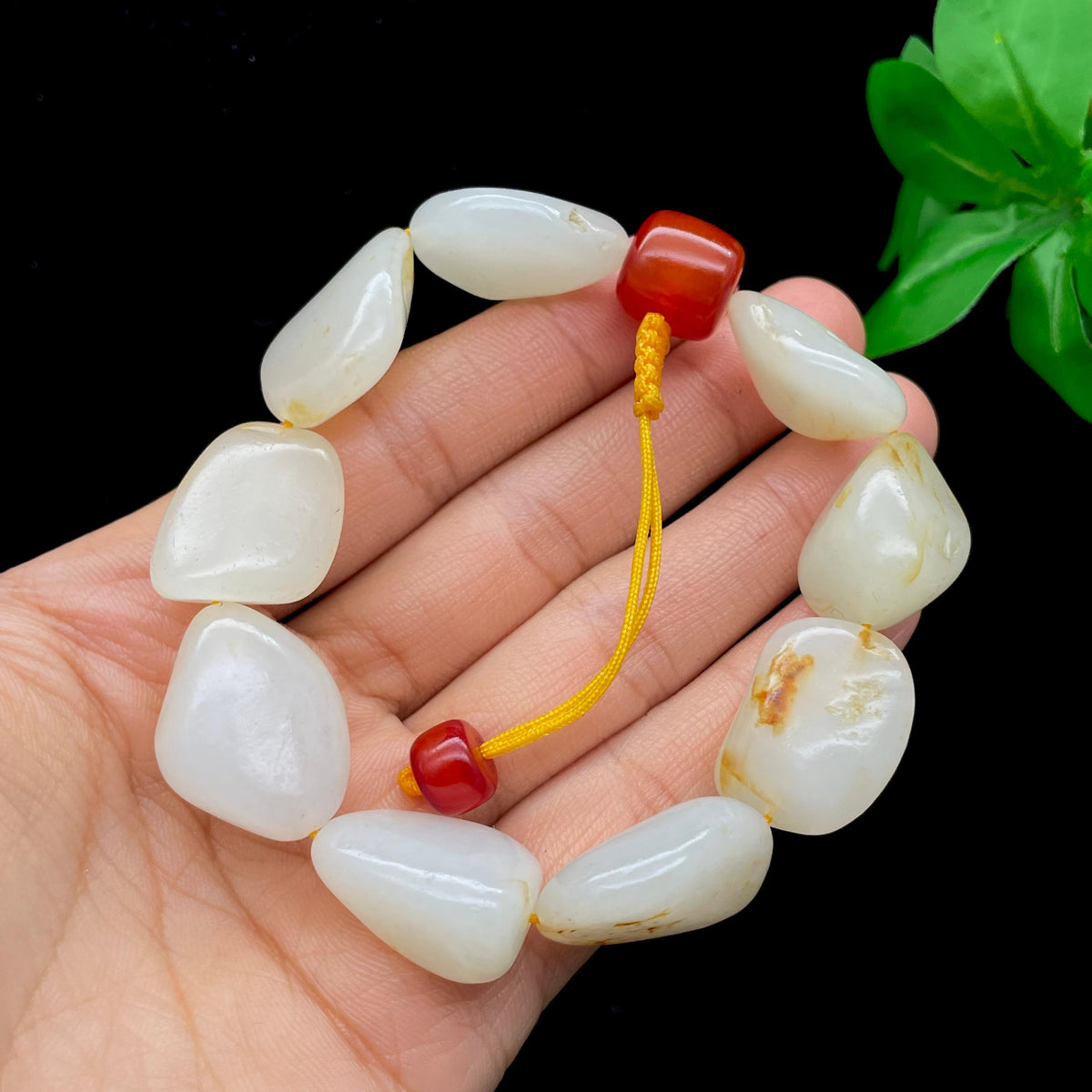 和田玉洒金皮籽料【精品手串】（61.3g）