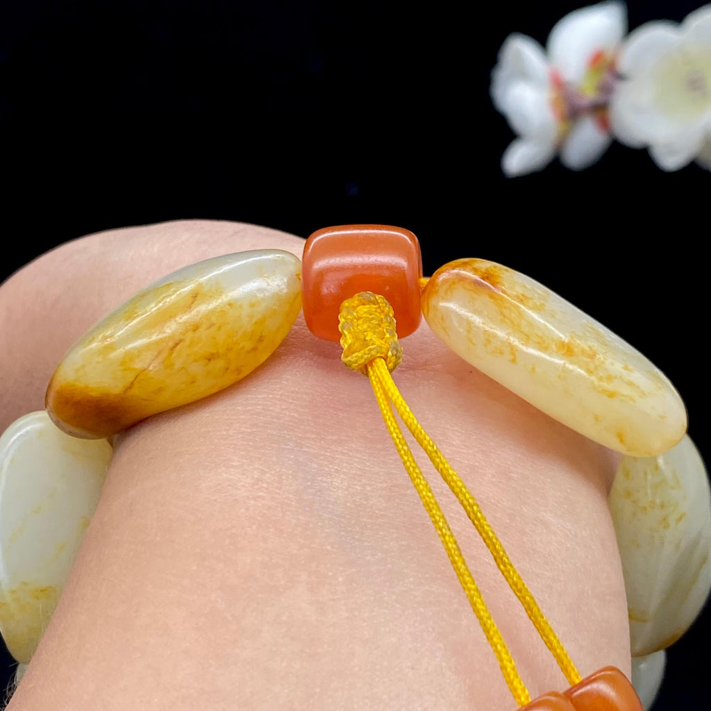 和田玉洒金皮籽料【精品手串】（92.1g）