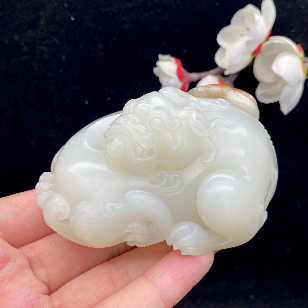 和田玉-白玉籽料【貔貅】手把件（256.3g）