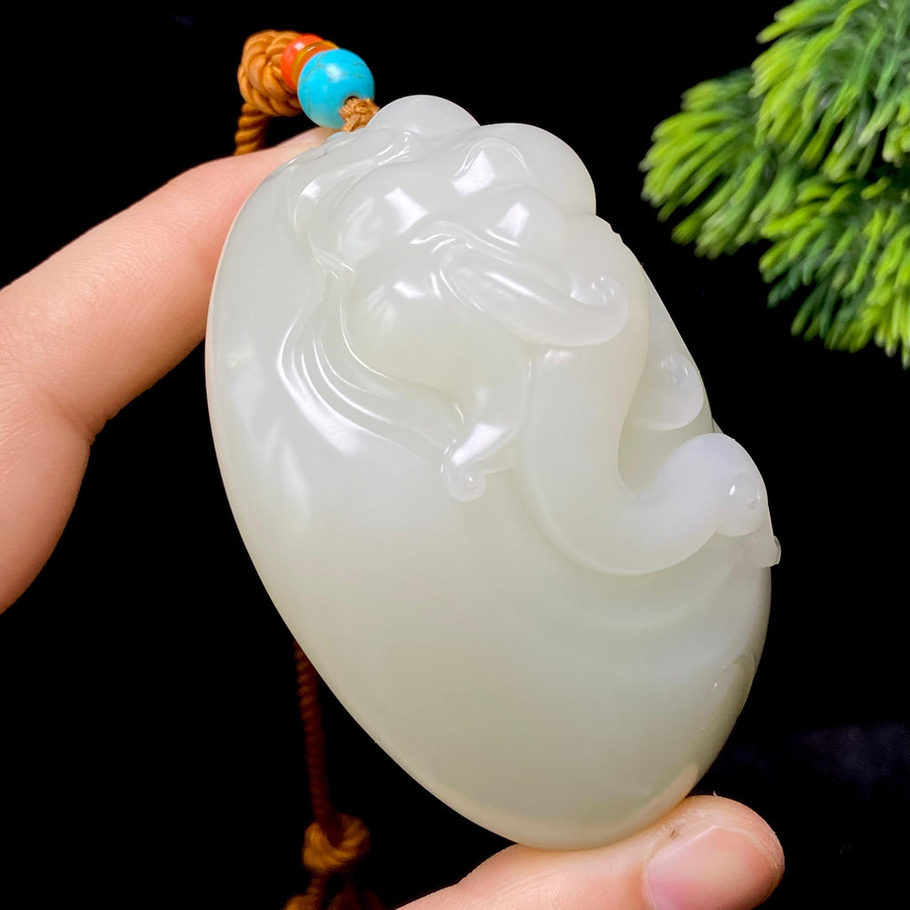 和田玉籽料太平有象把件（213.7g）
