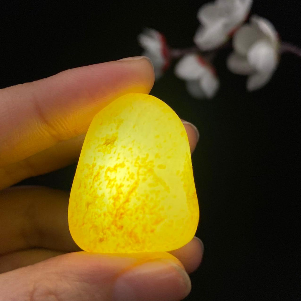 和田玉洒金皮籽料（16.2g）