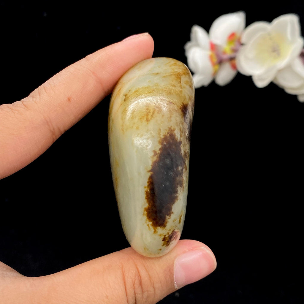 和田玉秋梨皮籽料手把件（122.3g）