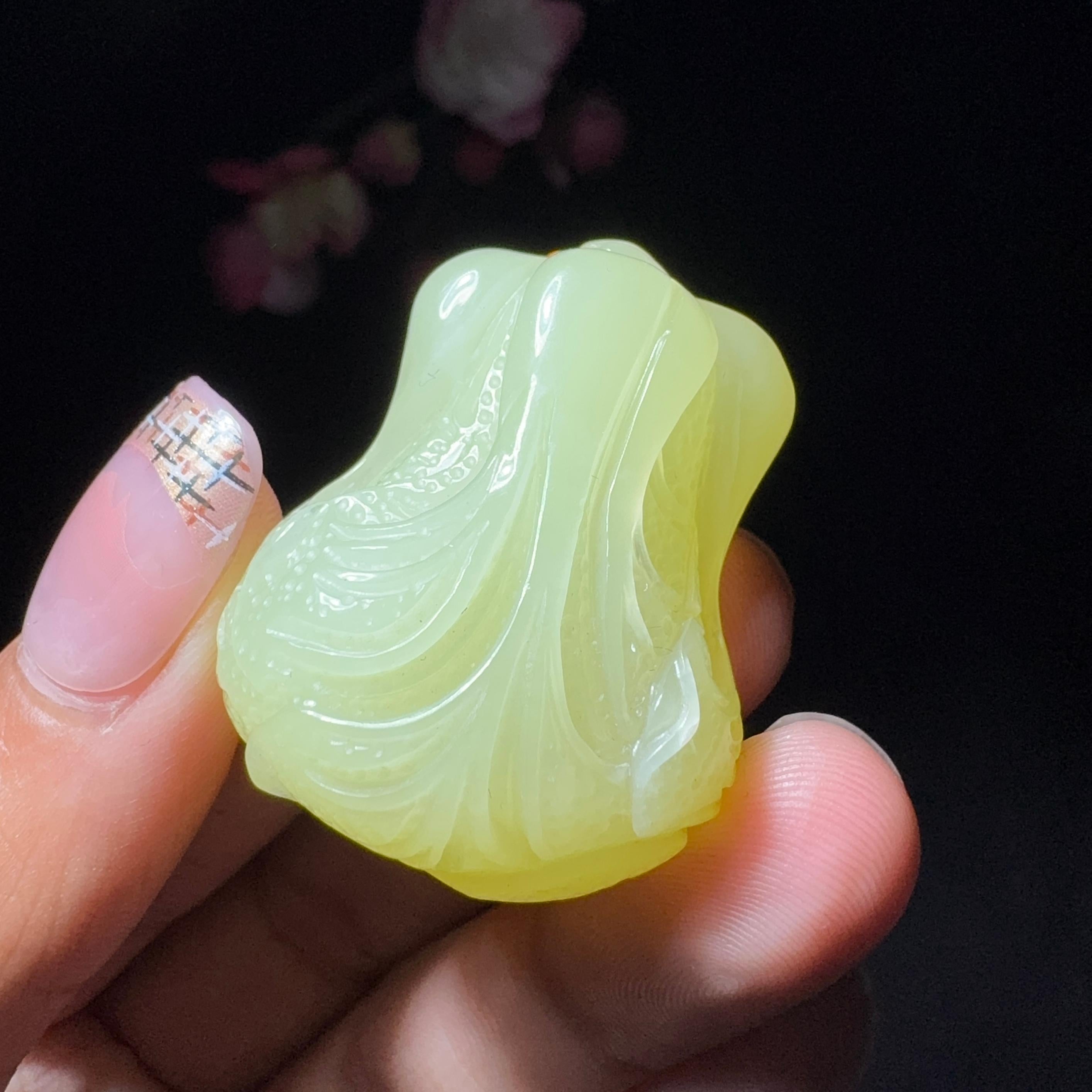和田玉黄口挂件白菜（24.1g）