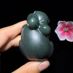 和田玉沙枣青手把件兔子（160.0g）
