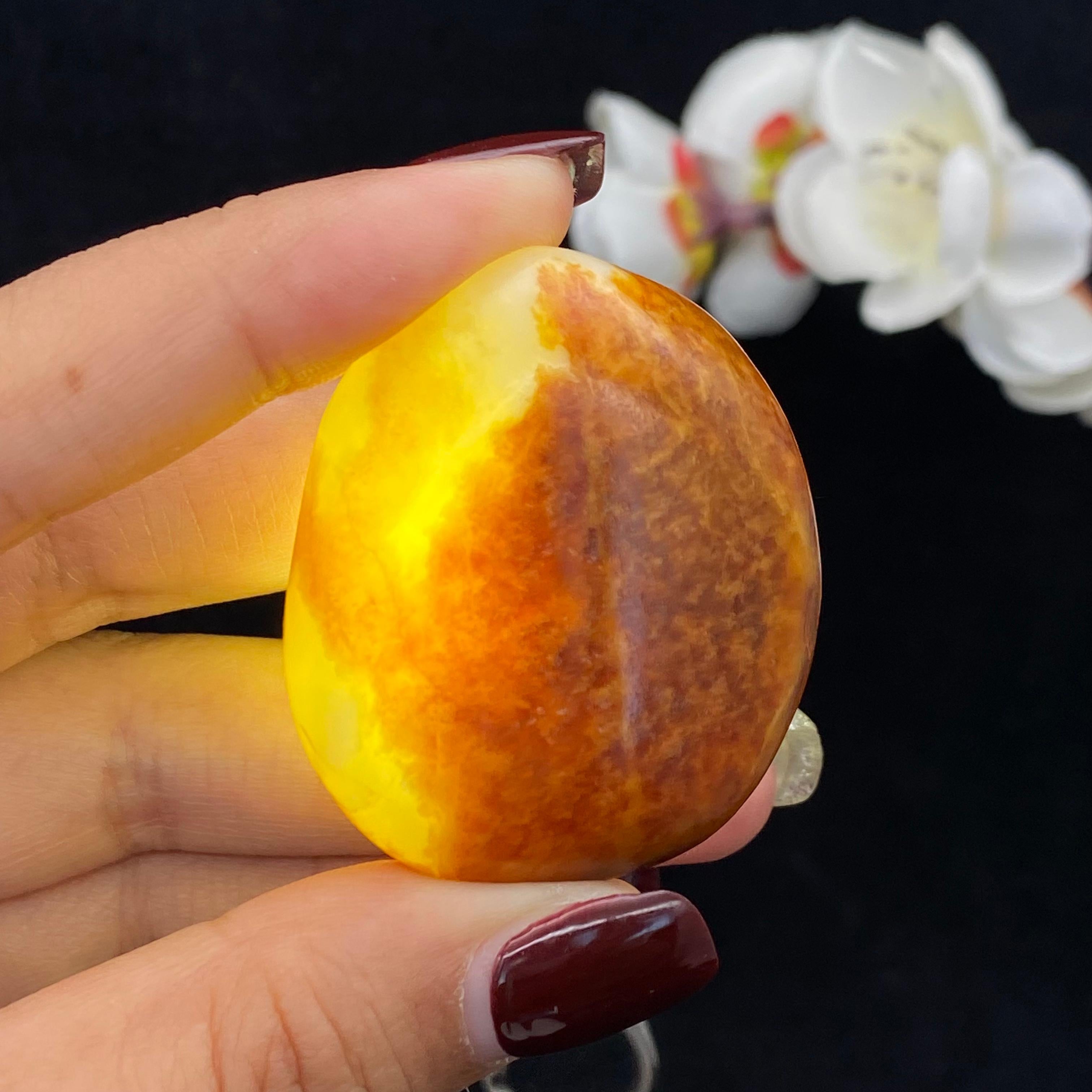 和田玉聚黄皮籽料挂件（44.4g）