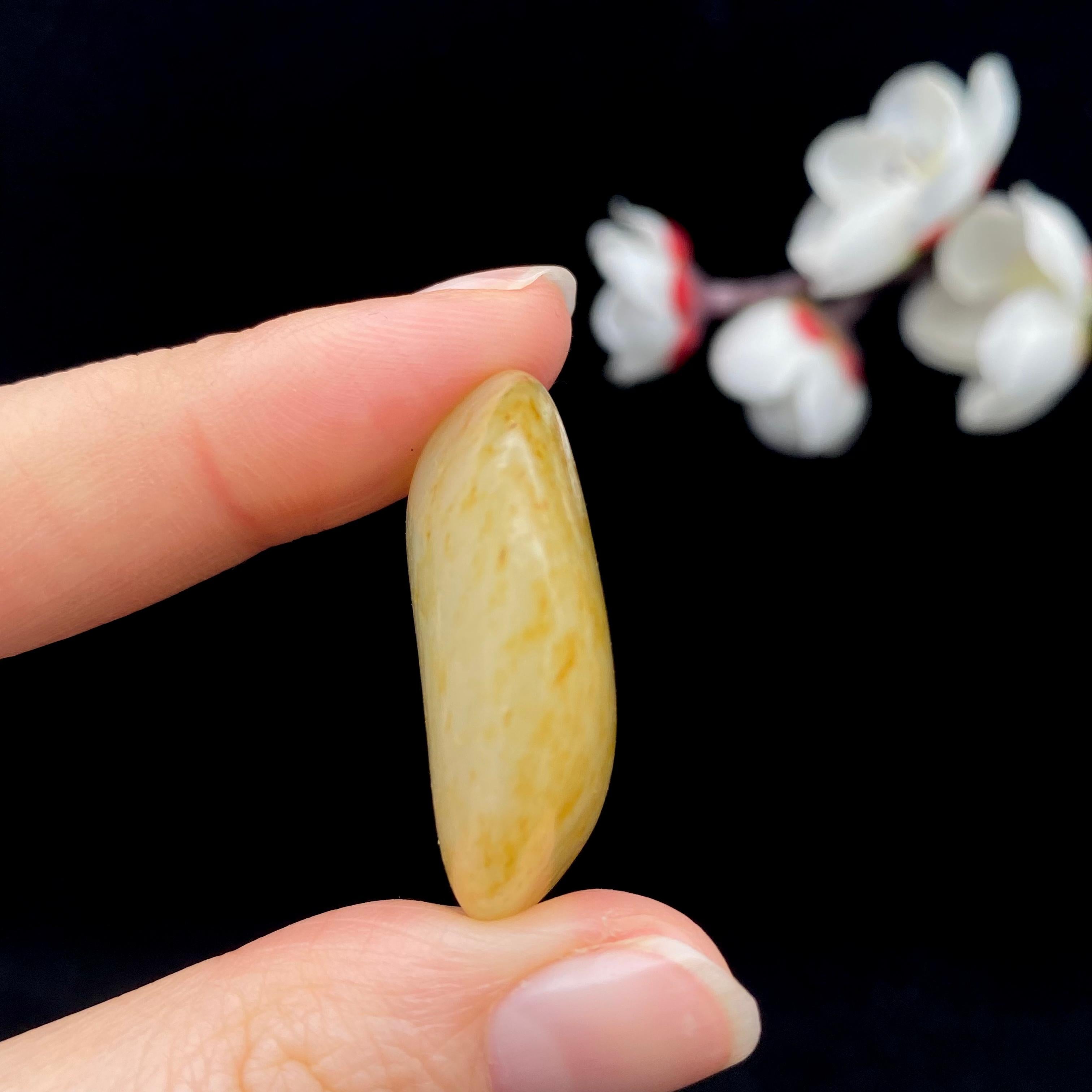 【超值推荐】和田玉洒金皮籽料（15g）