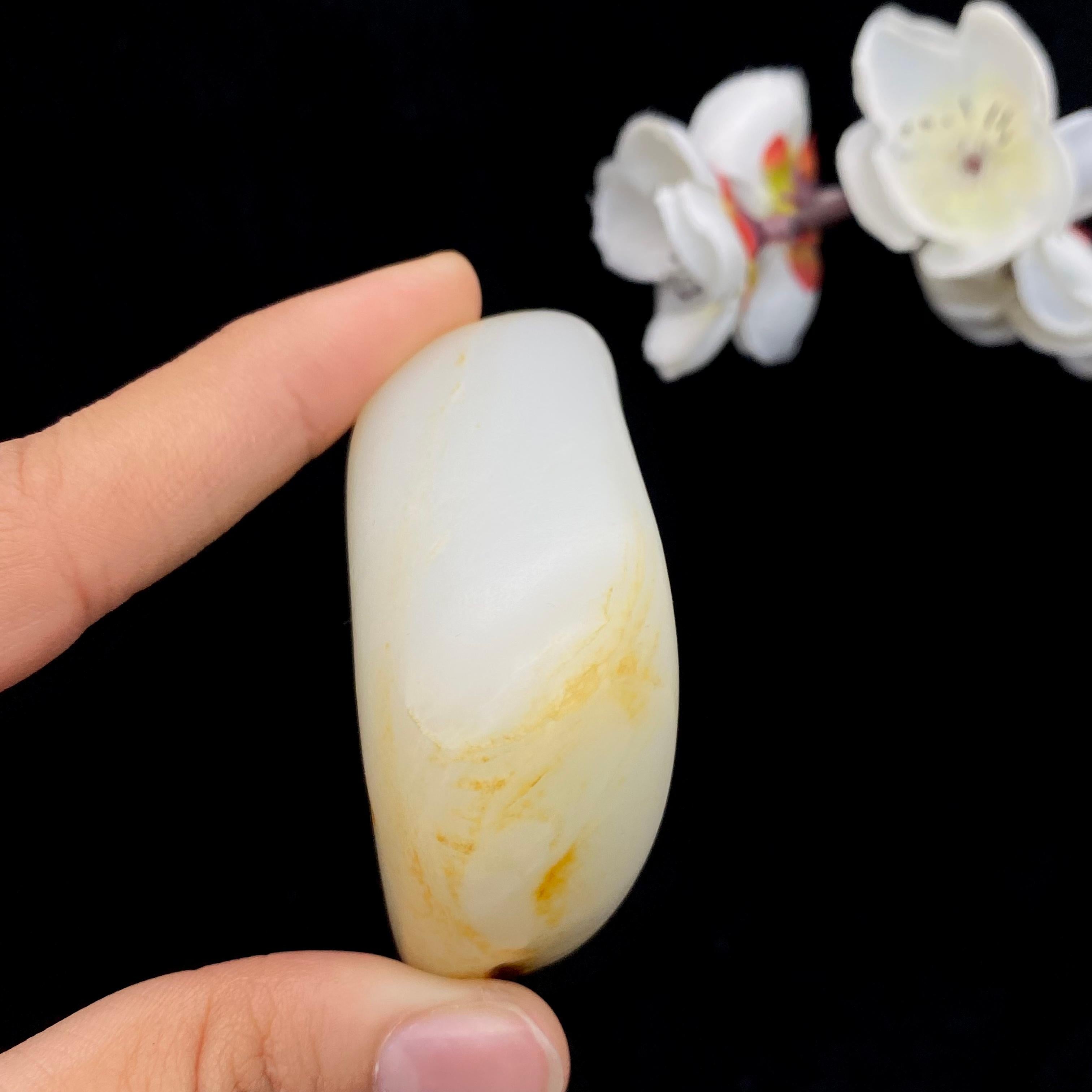 和田玉洒金皮籽料原石（144.5g）