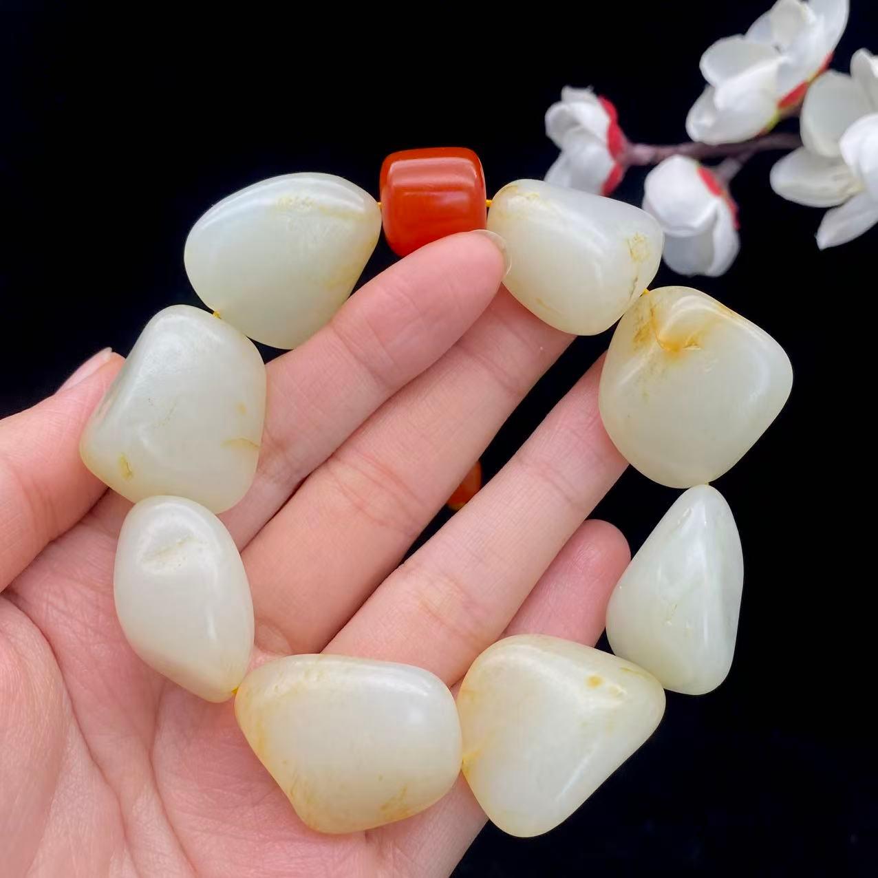 和田玉洒金皮【精品手串】（103.9g）