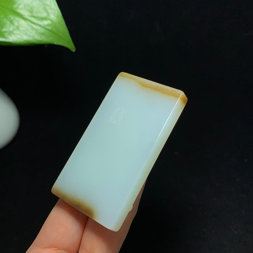 高品质新疆且末糖白玉上山虎挂件（62.5g）