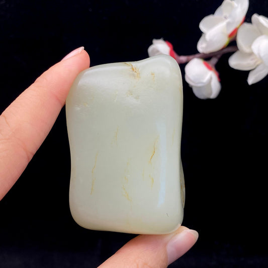 和田玉洒金皮籽料原石（138.3g）
