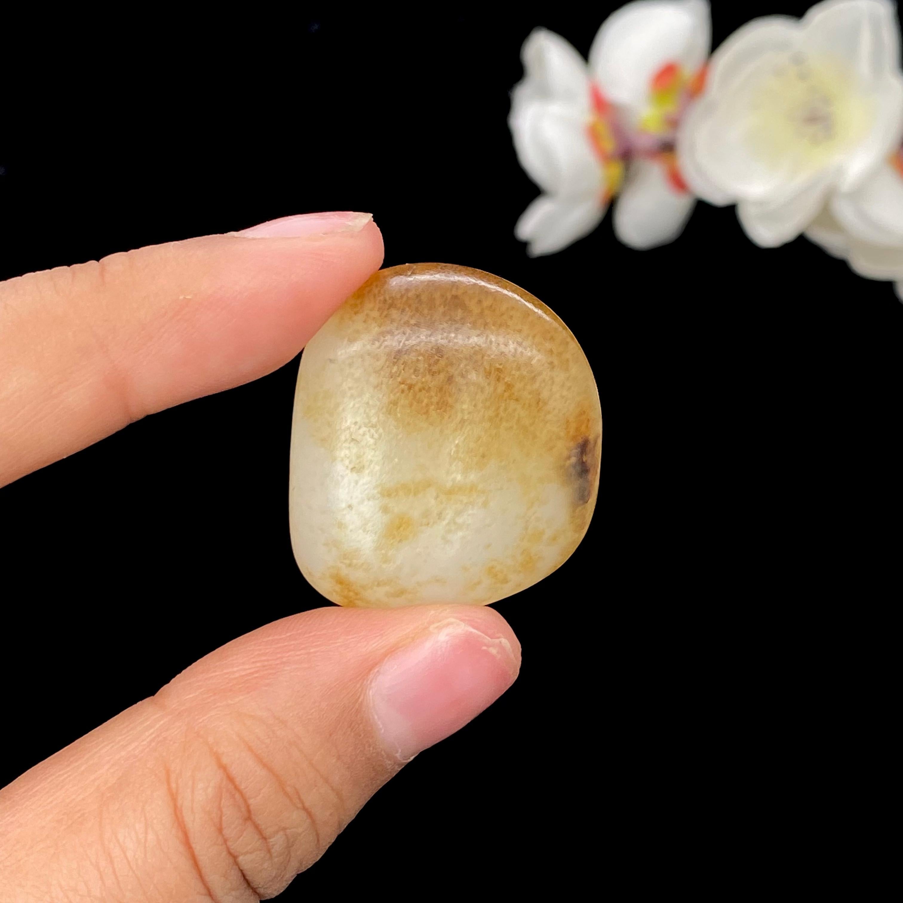 和田玉秋梨皮籽料吊坠籽（14.3g）