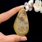 和田玉洒红皮青花底籽料手把件（133.1g）