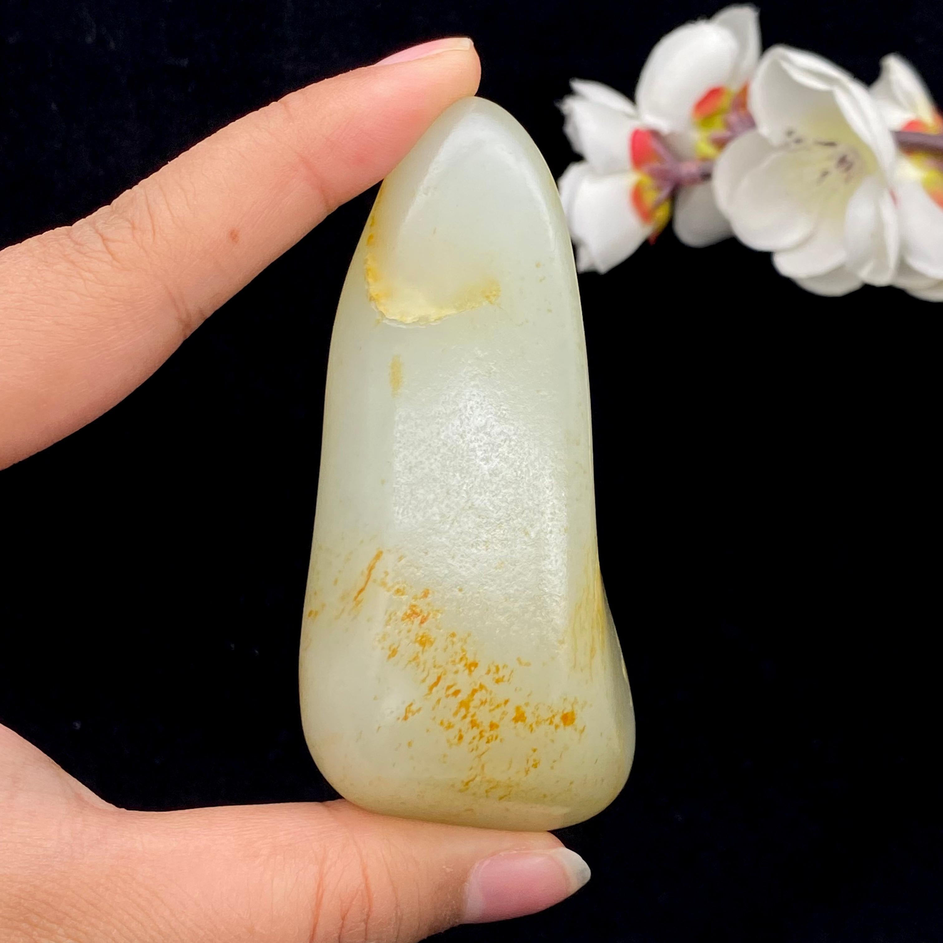 和田玉洒金皮籽料手把件（98.5g）