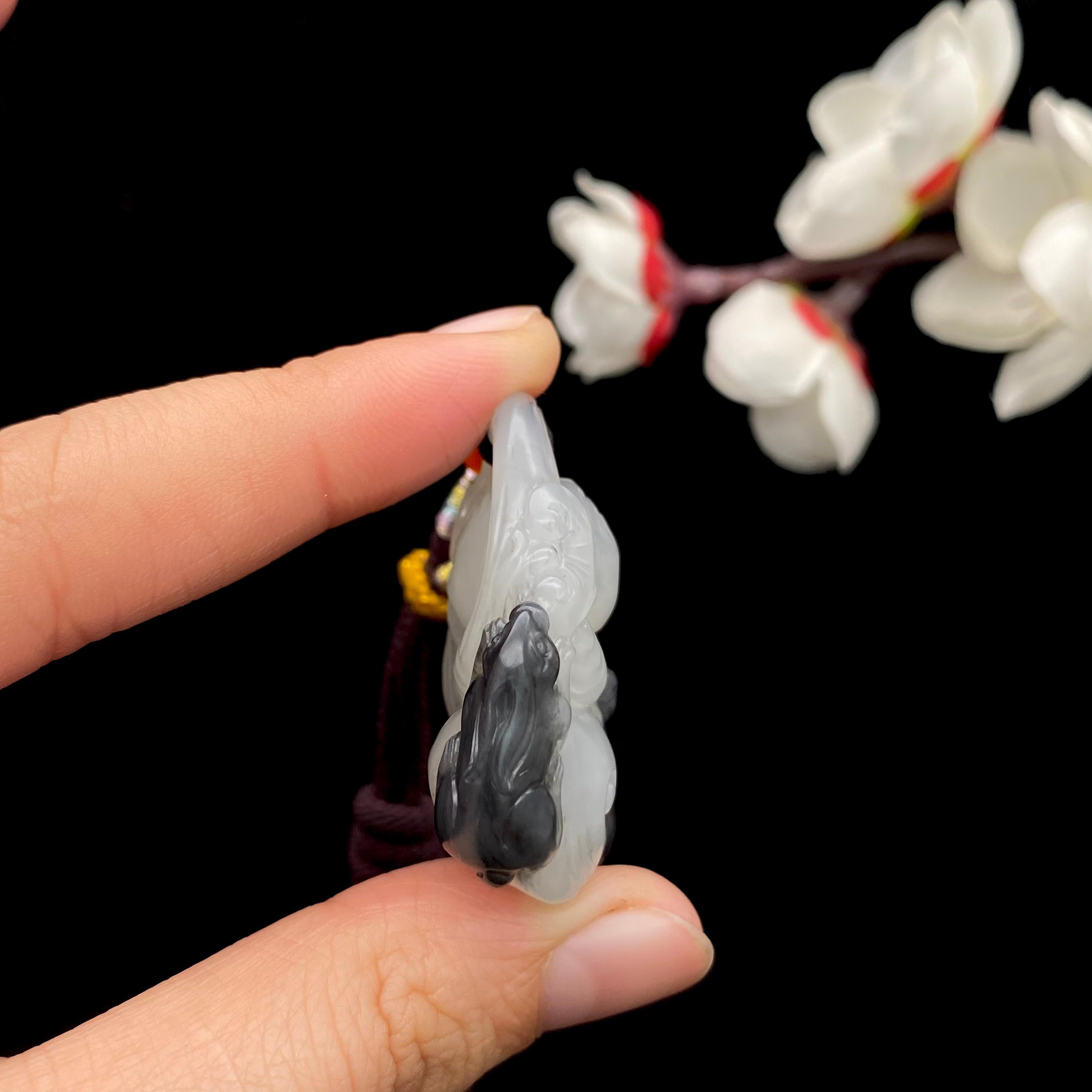 和田玉青花籽料【兔子】挂件（20.6g）