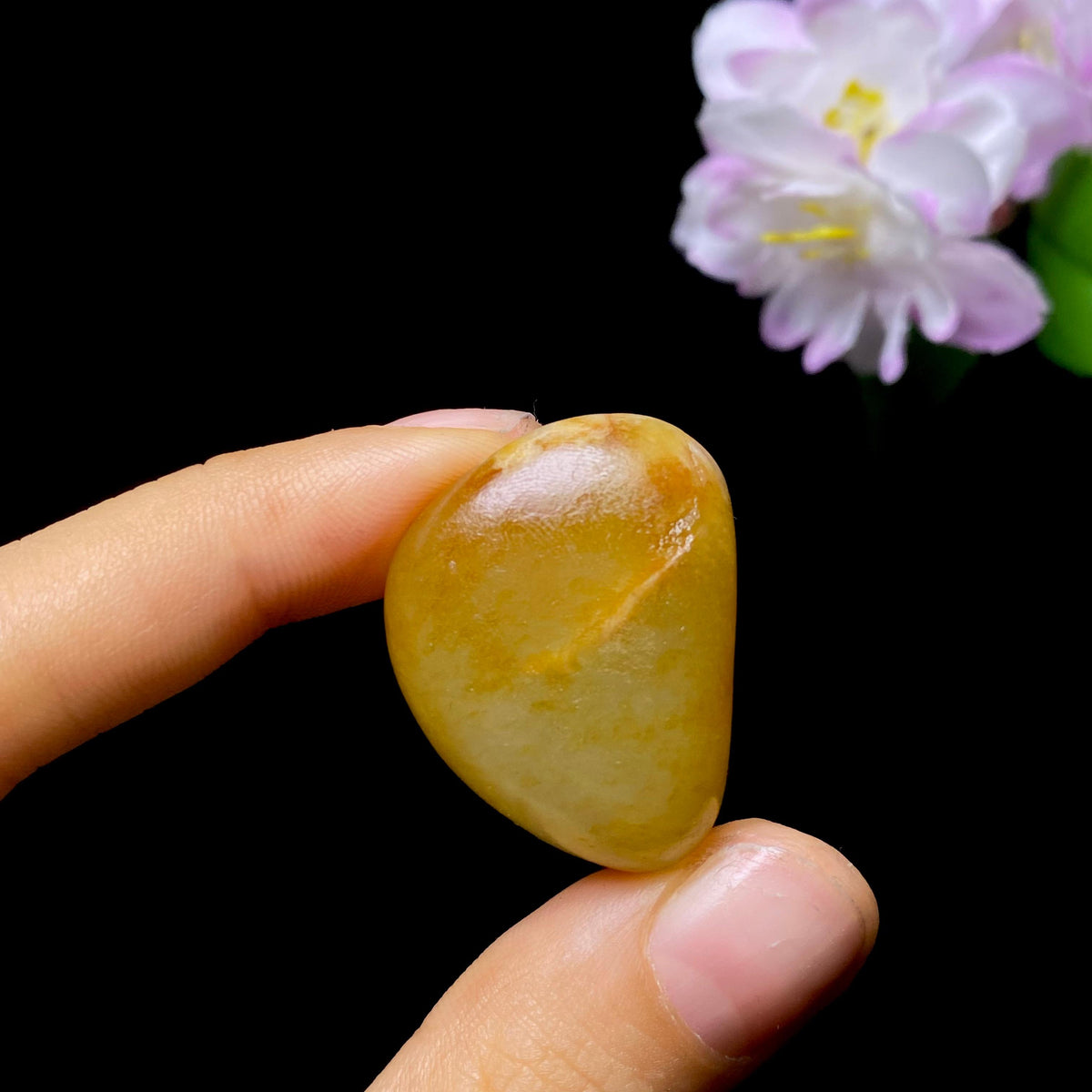 和田玉黄皮籽料挂件（22.0g）