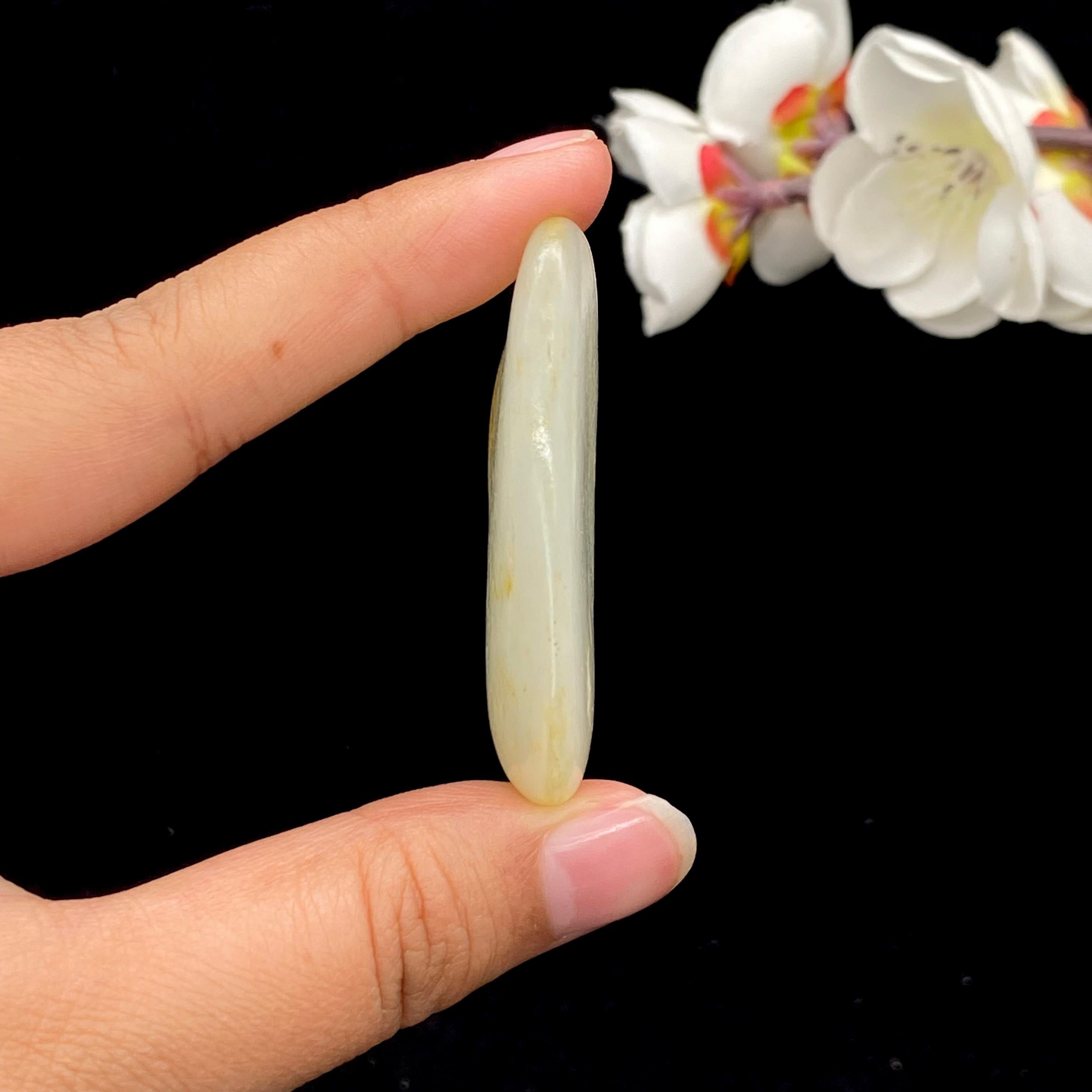 【超值推荐】和田玉黄皮籽料（30.9g）