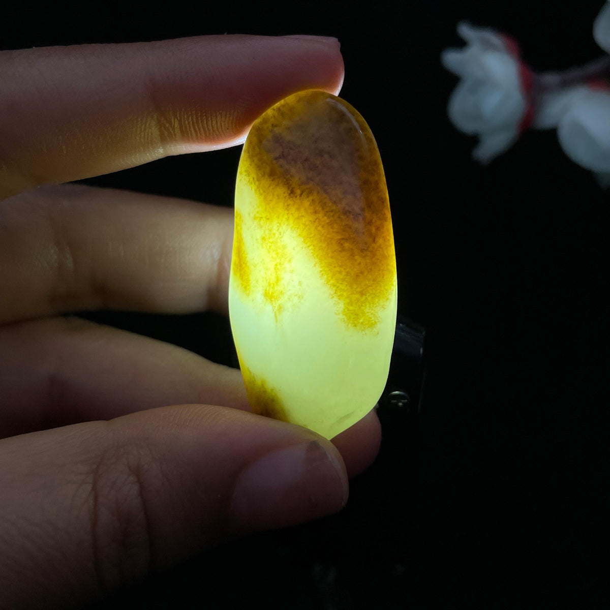 和田玉秋梨皮籽料（13.6g）