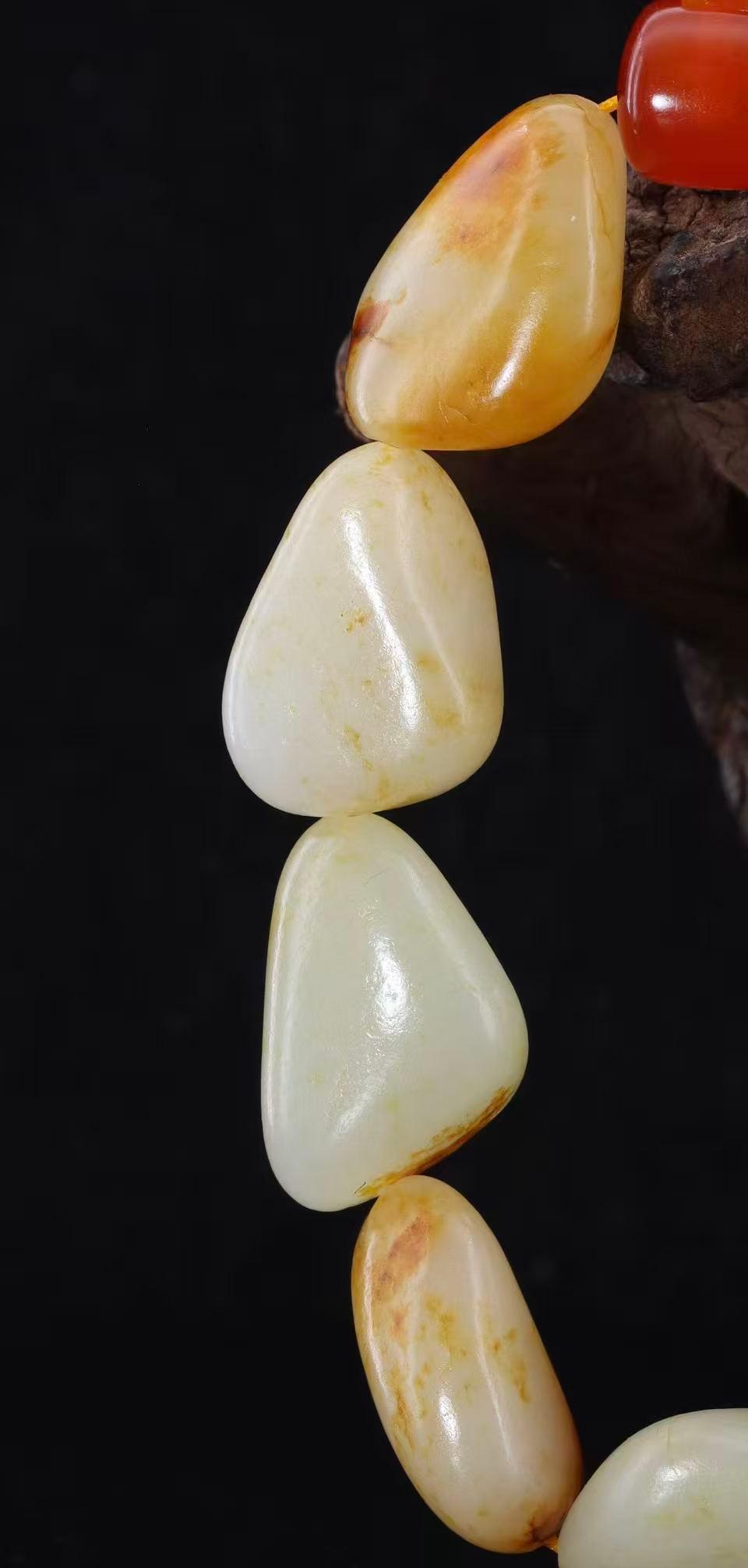 和田玉聚黄皮籽料【精品手串】（75.8g）