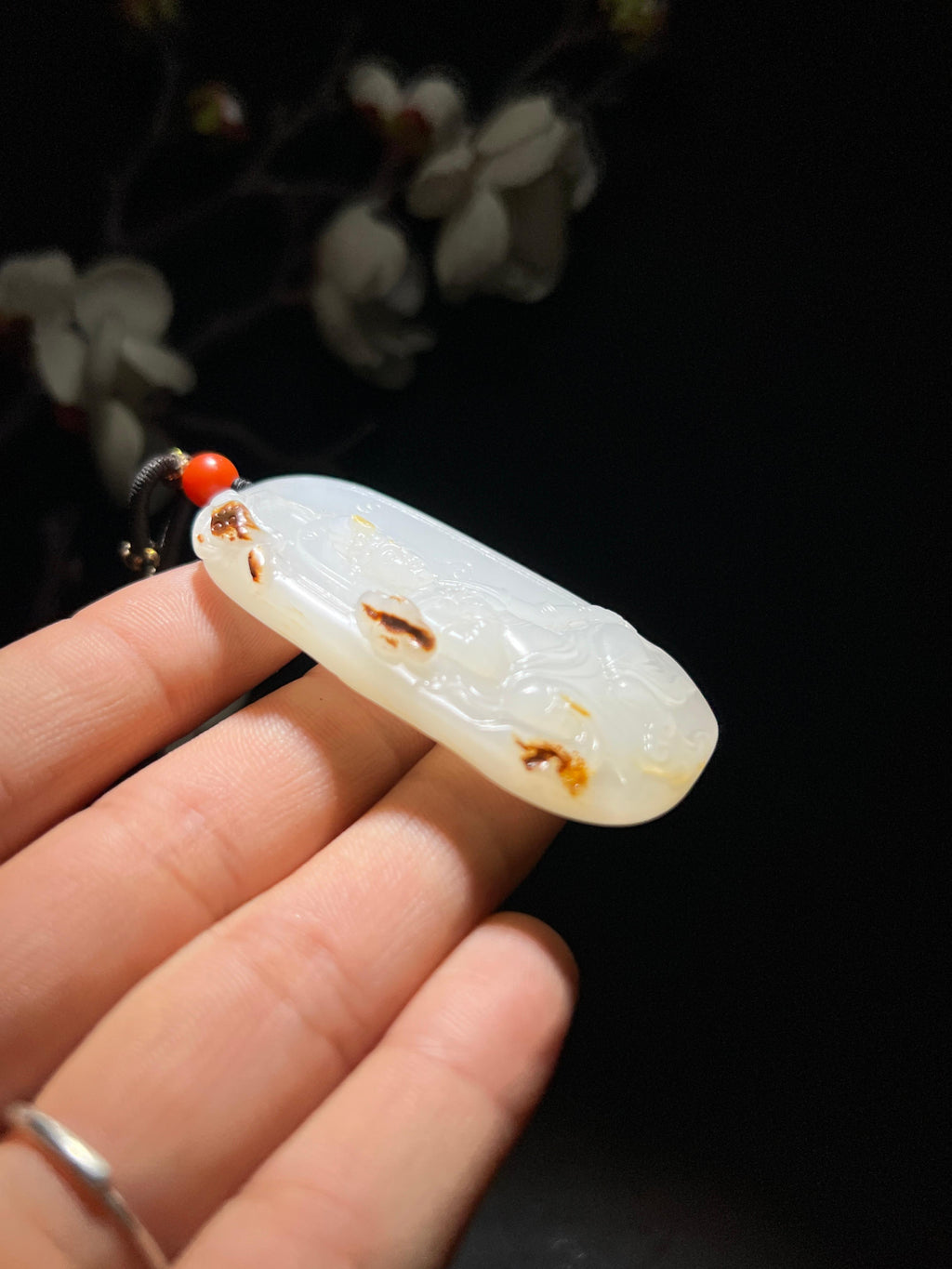 和田玉籽料观音（35.9g）