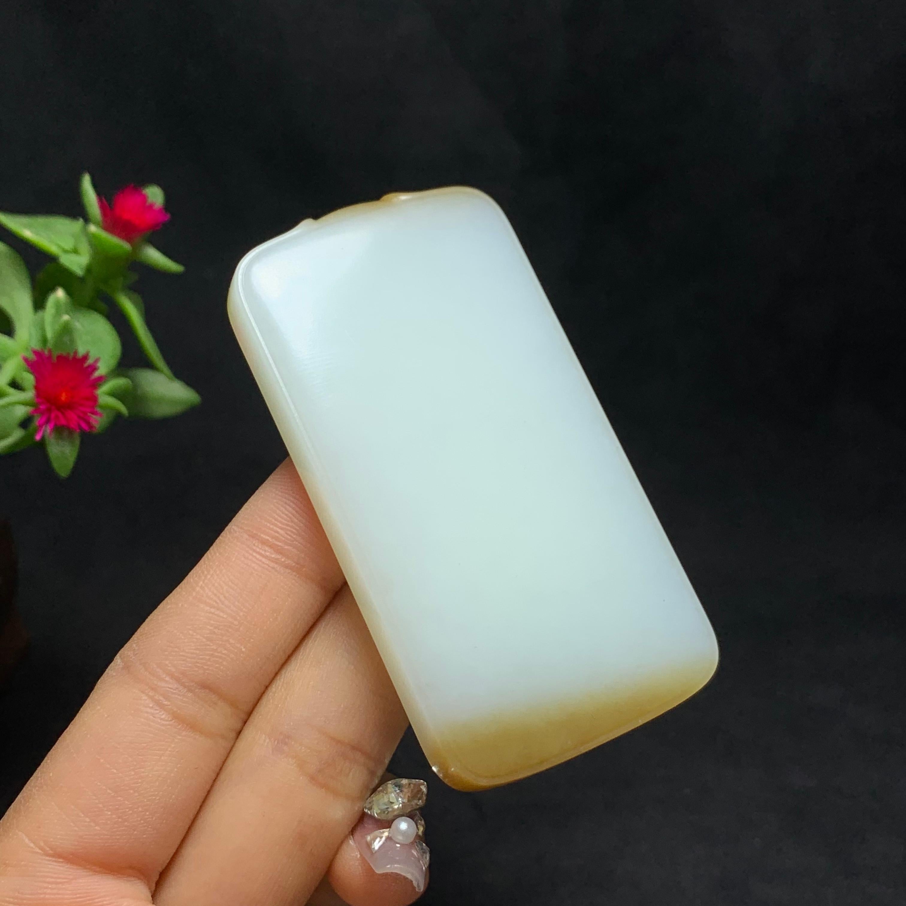 传承级和田糖白玉无事牌（62.8g）