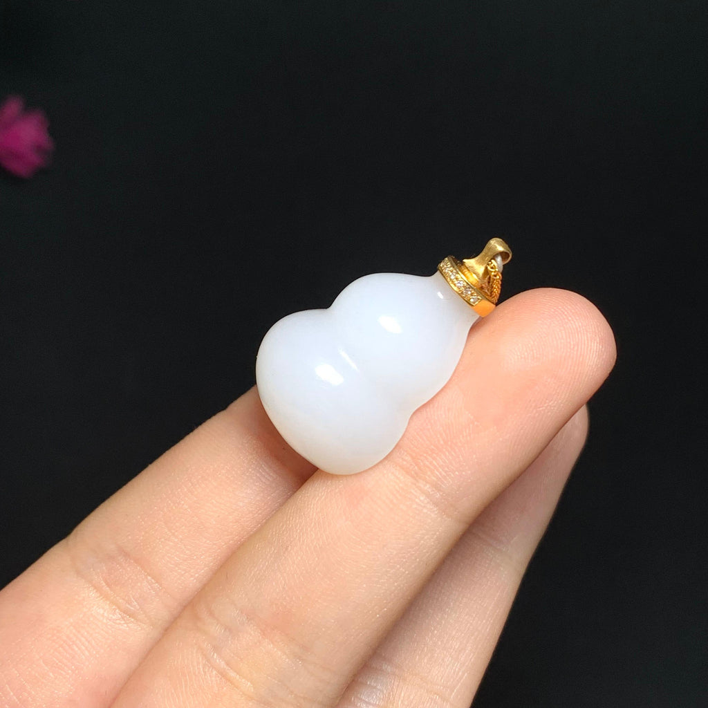 精品和田羊脂白玉18K金镶福禄吊坠（9.0g）