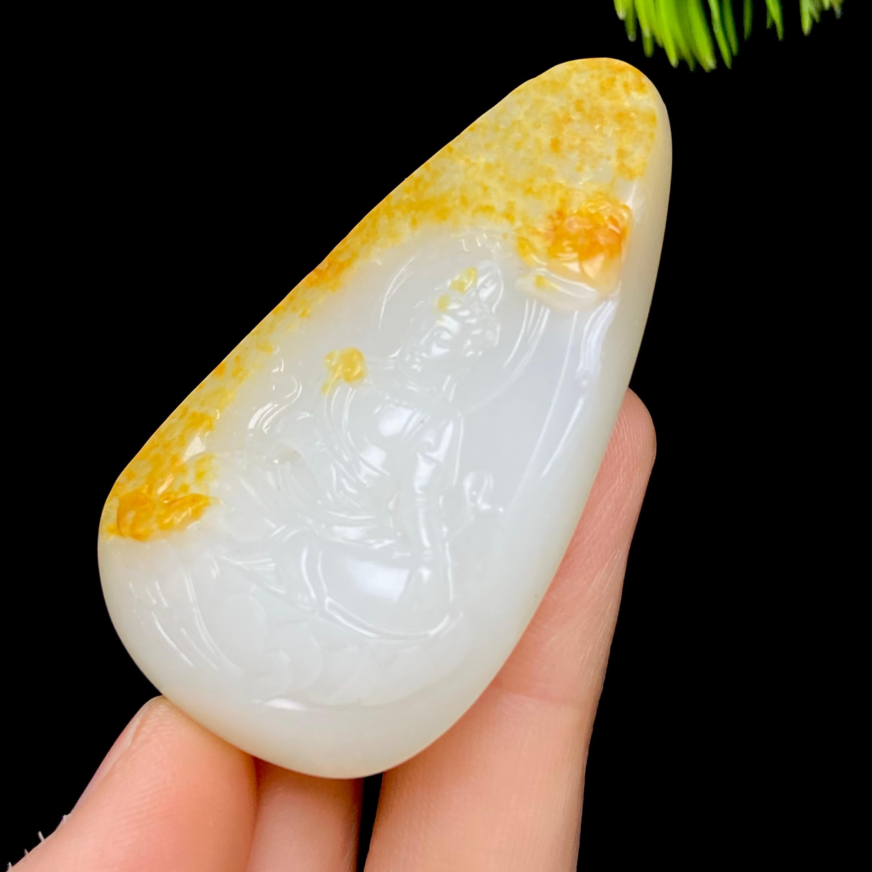 和田玉籽料观音（43.7g）