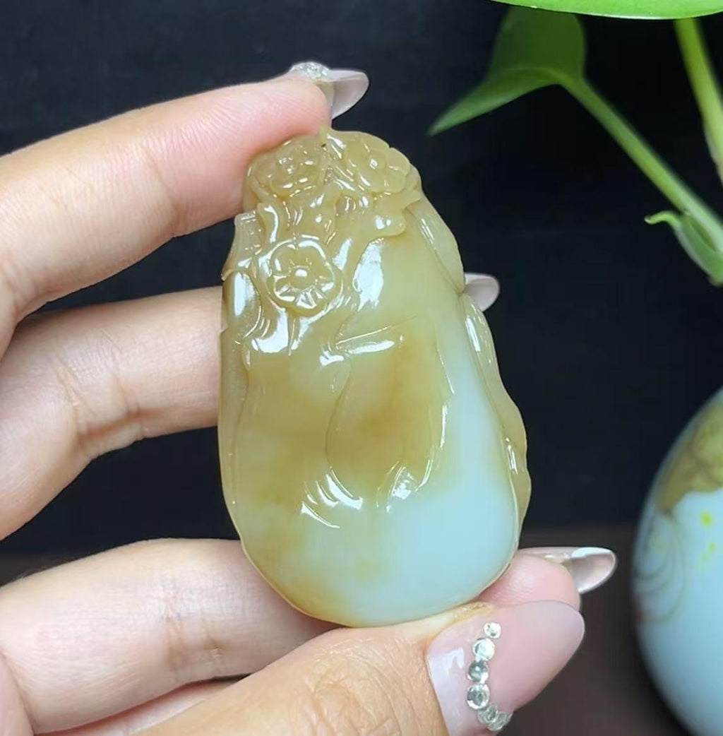 新疆和田玉且末糖狐狸挂件（45.2g）