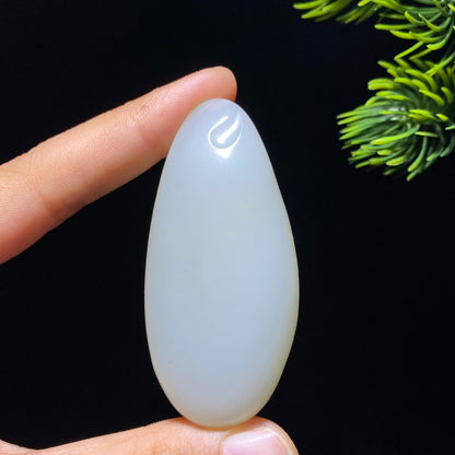 和田玉籽料观音（35.6g）