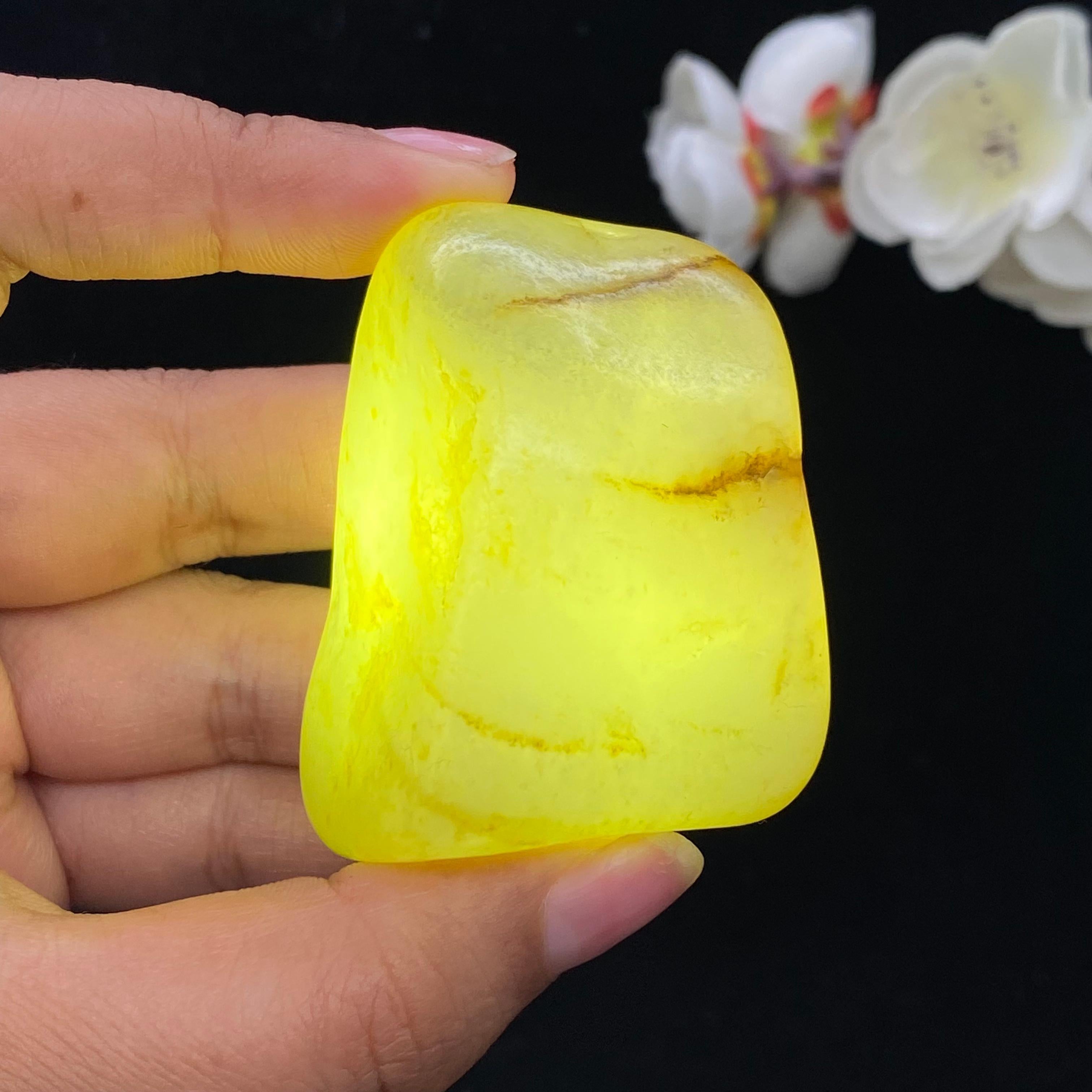 和田玉洒金皮青花底籽料（105g）