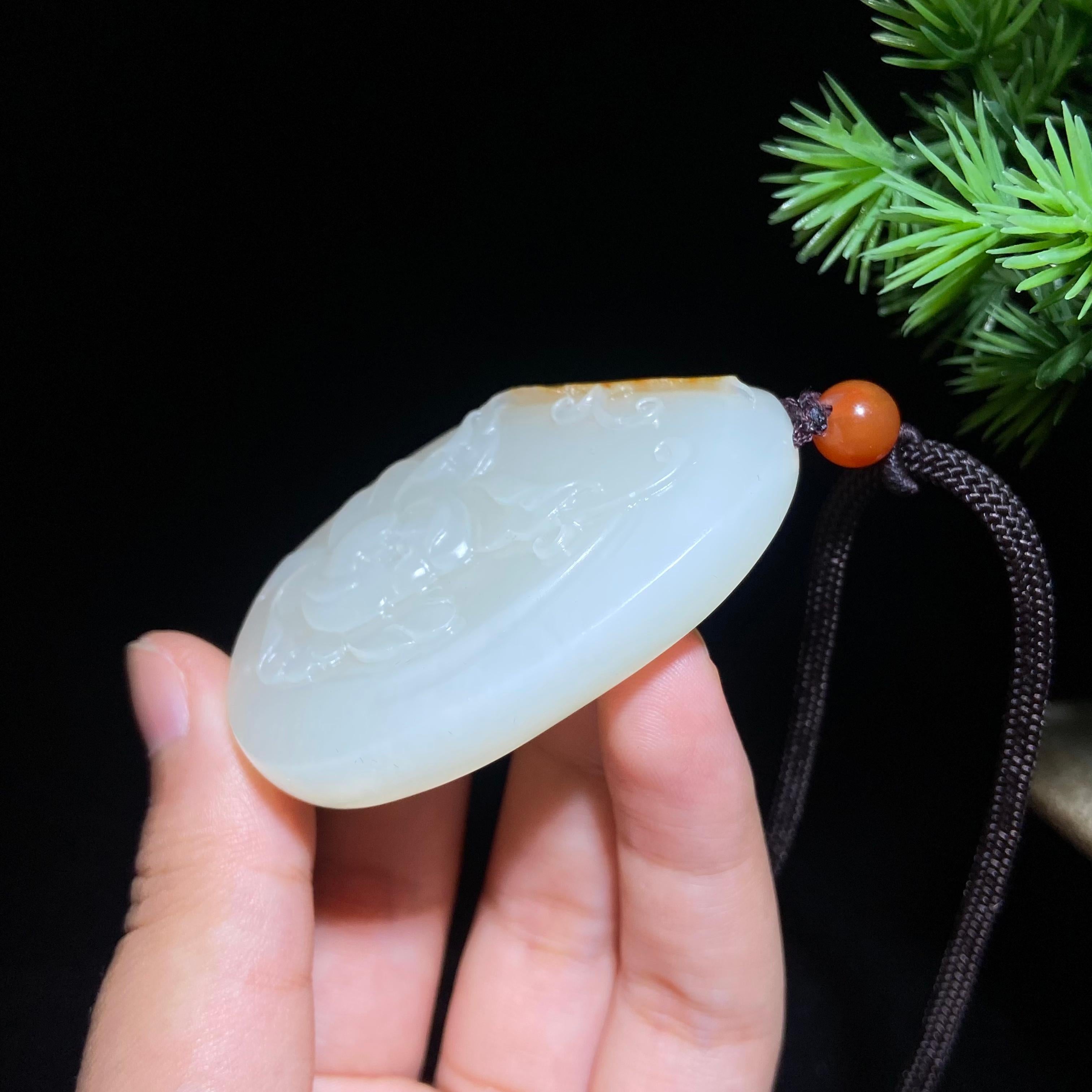 和田玉籽料花开富贵（53.9g）