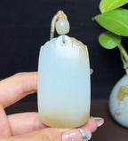 新疆和田玉且末天地糖羊脂玉平安无事牌（80.9g）
