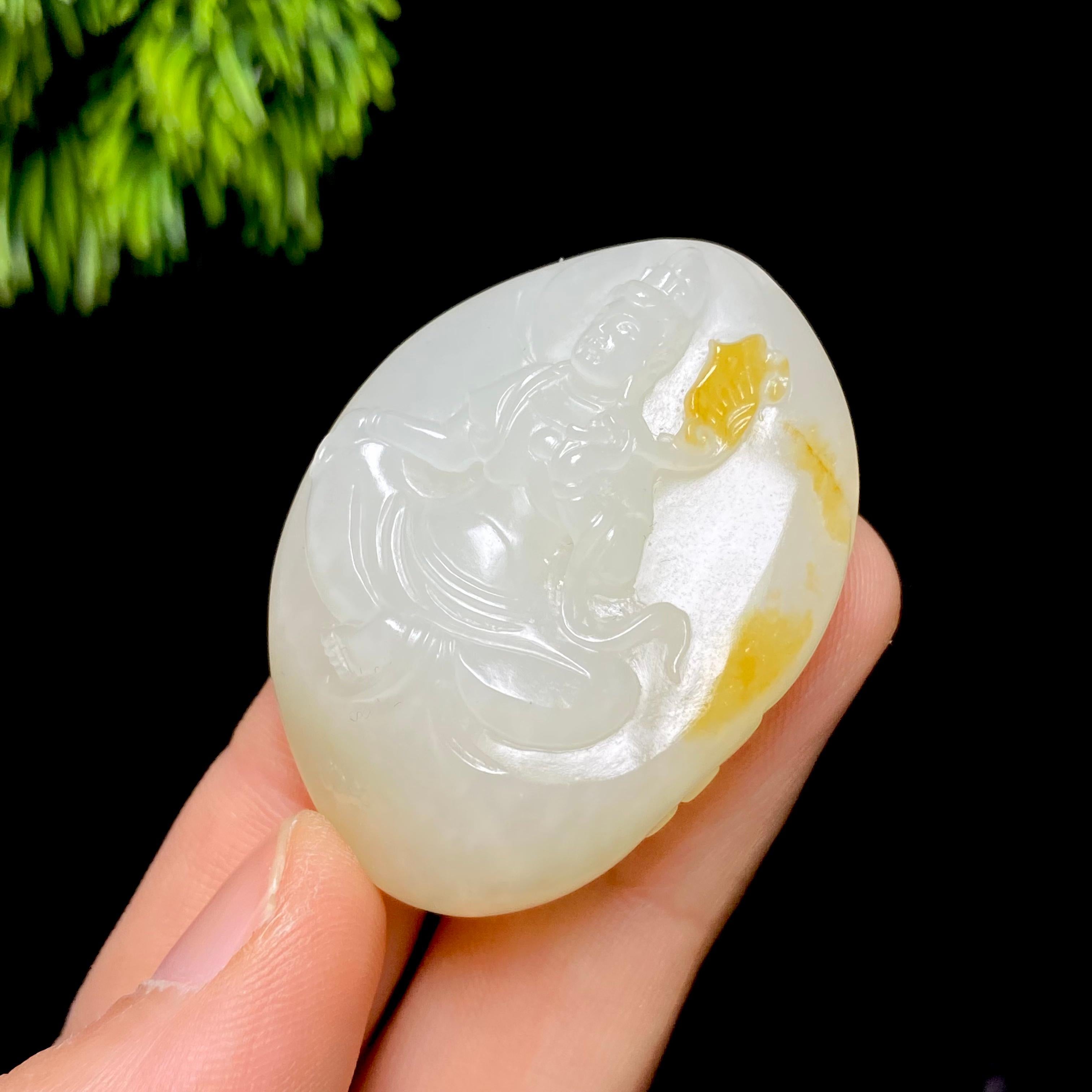 和田玉籽料观音（27.4g）