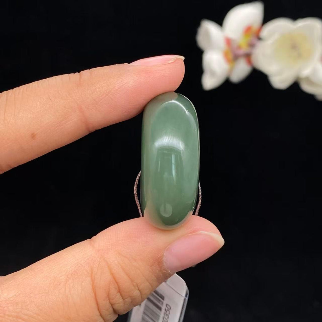 和田玉-沙枣青【平安扣】挂件（21.3g）