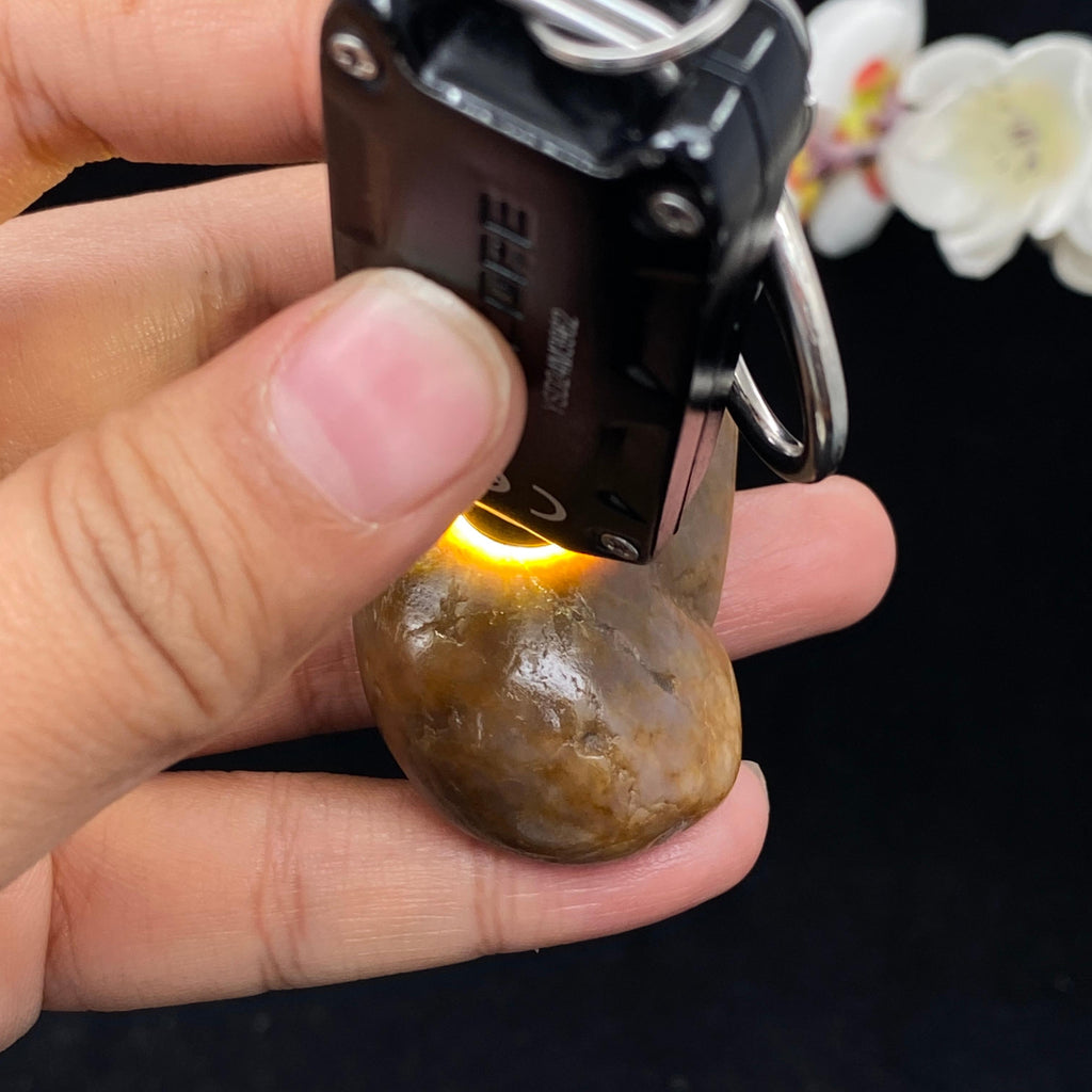 和田玉桃花玉带黄皮籽料（55.6g）