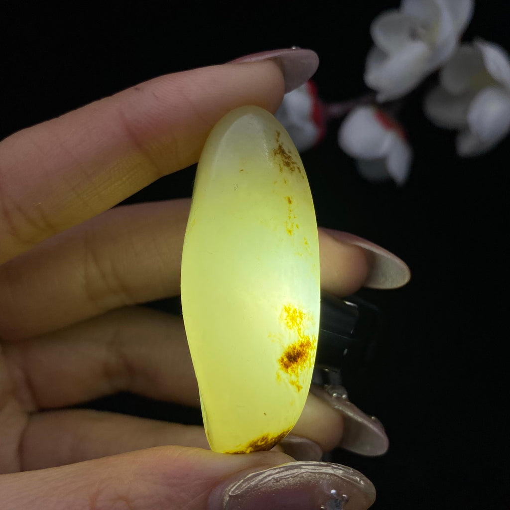 和田玉秋梨皮籽料挂件（19.6g）