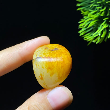 和田玉洒金皮籽料原石（19g）