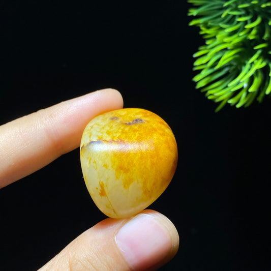 和田玉洒金皮籽料原石（19g）