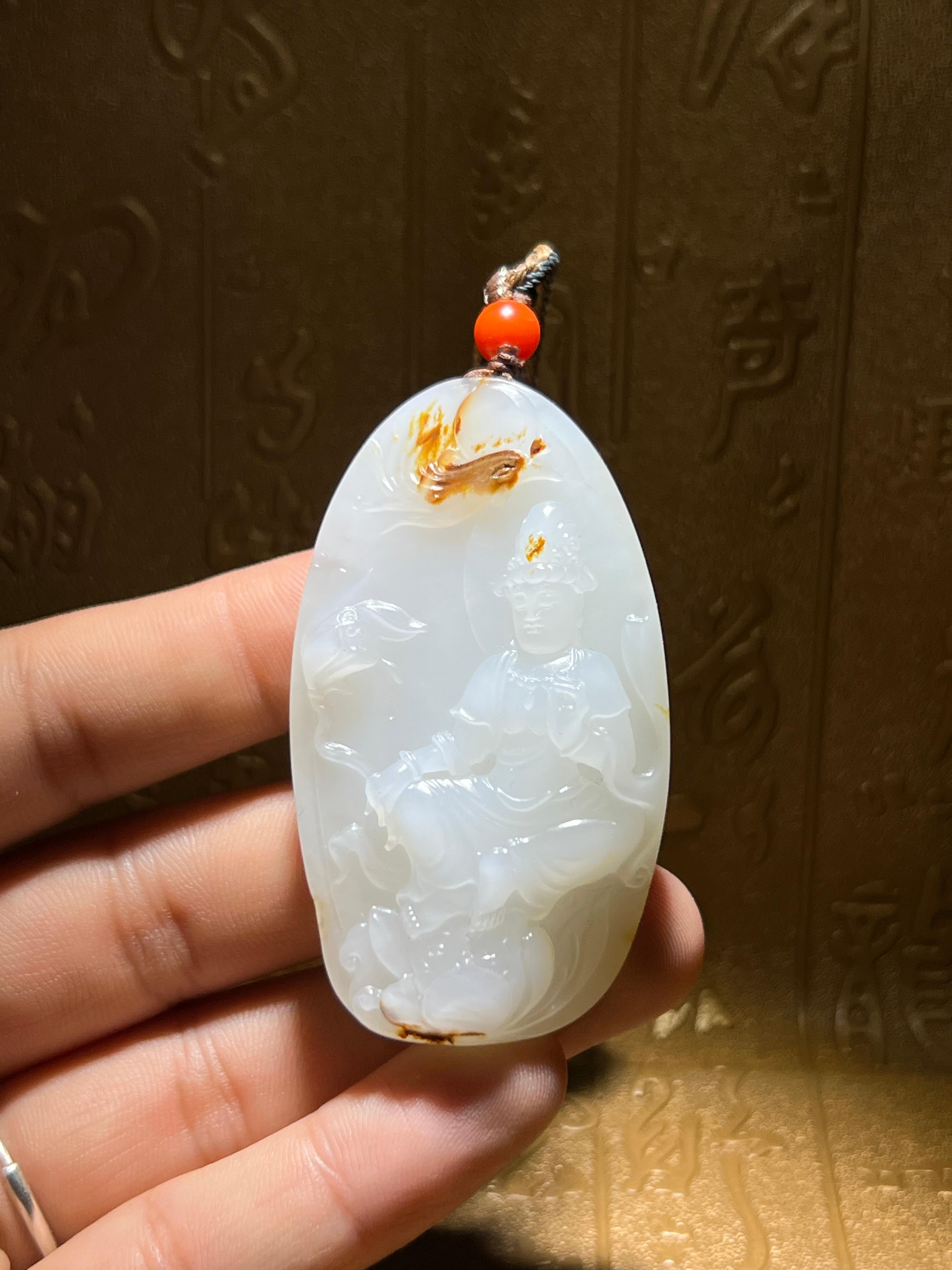 和田玉籽料观音（45.5g）
