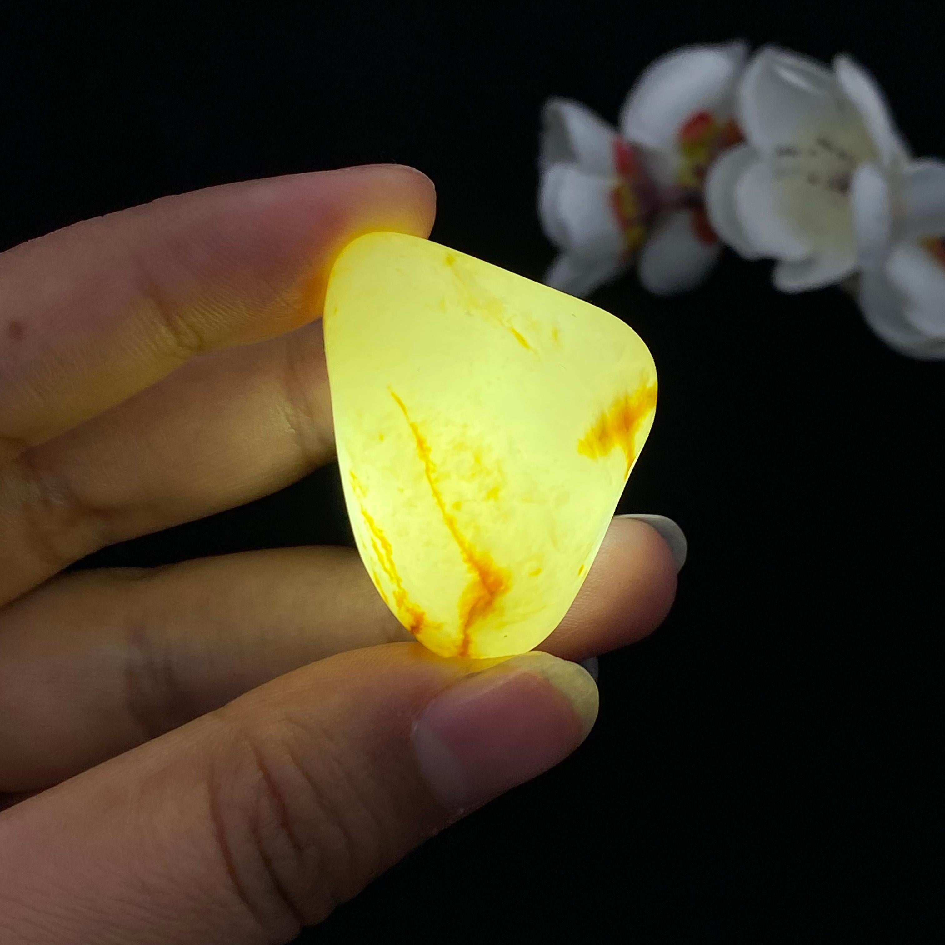 和田玉洒金皮籽料挂件（25g）