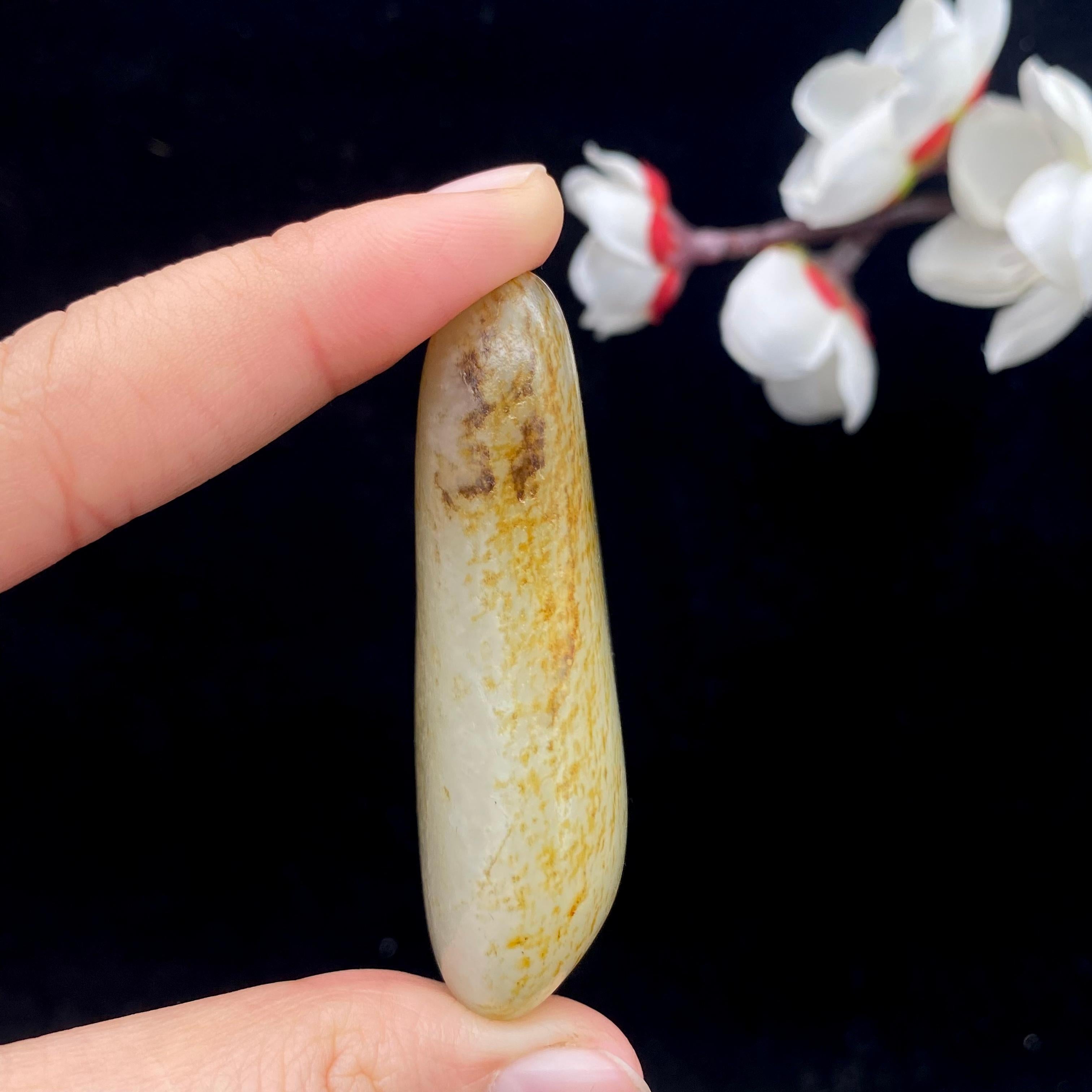 和田玉洒金皮籽料原石（52.2g）