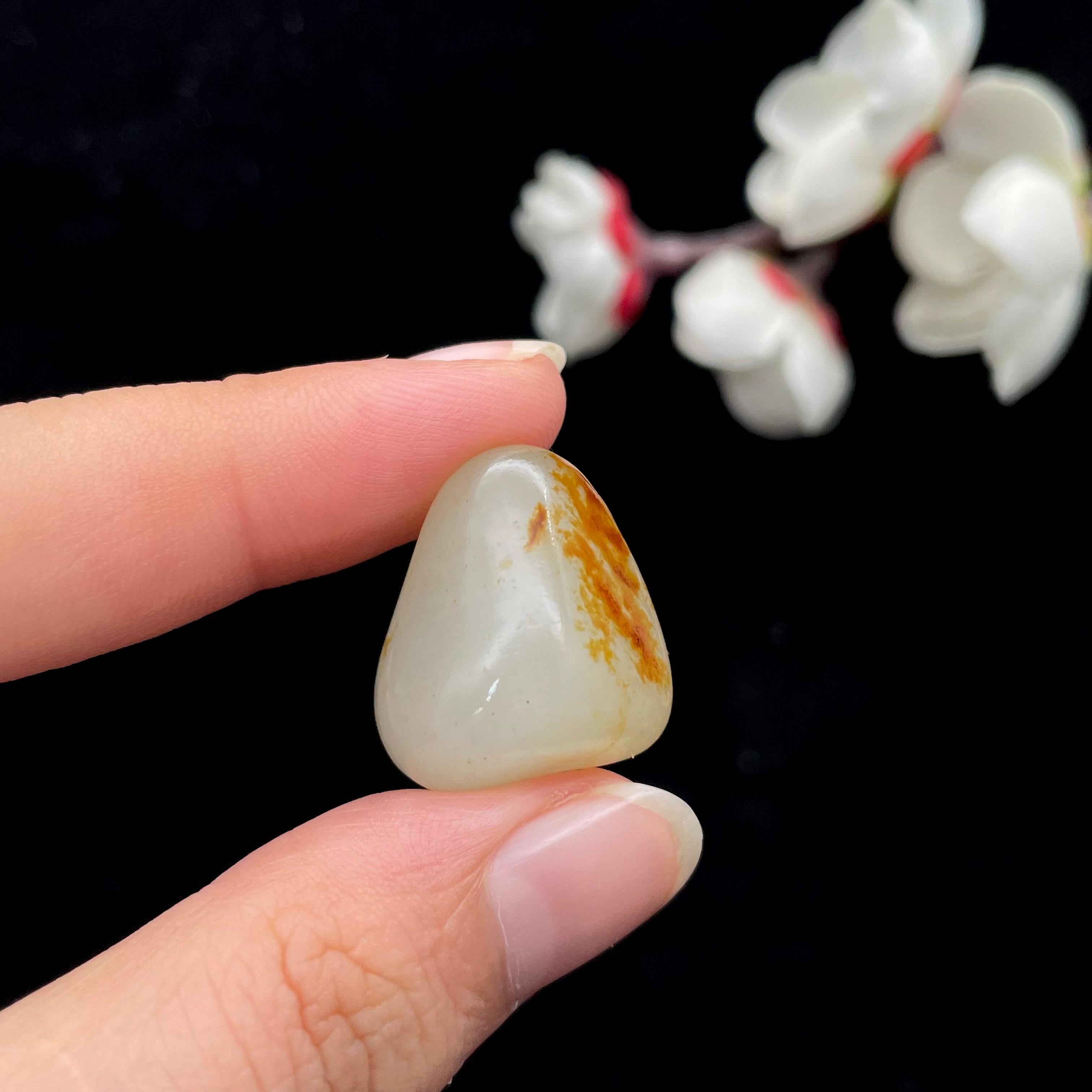和田玉黄皮籽料（8.2g）